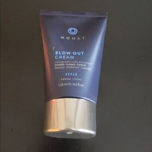 Monat blow out cream never used
